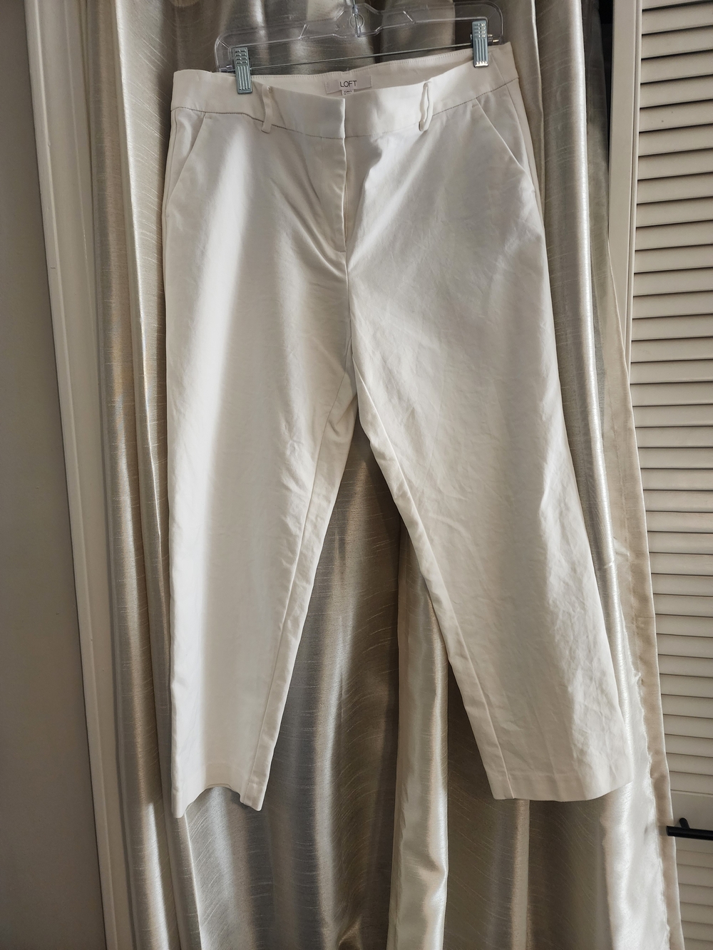 LOFT Women's White Dress Capris